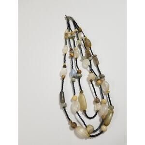 Three strand eighteen inch beaded necklace n202*